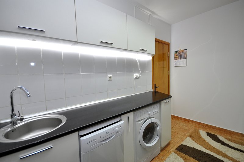 Drumul Taberei, bloc nou, cartier Brancusi metrou 10 min. Valea Ialomitei